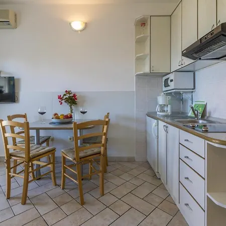 Blue Pearl Apartments Crikvenica Exterior photo