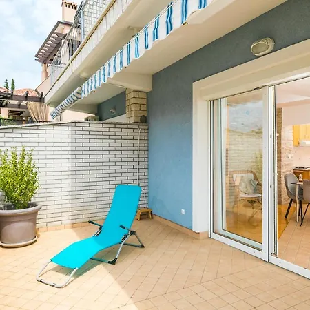Blue Pearl Apartments Crikvenica Exterior photo