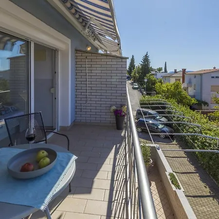 Blue Pearl Apartments Crikvenica Exterior photo