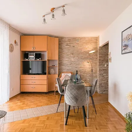 Blue Pearl Apartments Crikvenica Exterior photo