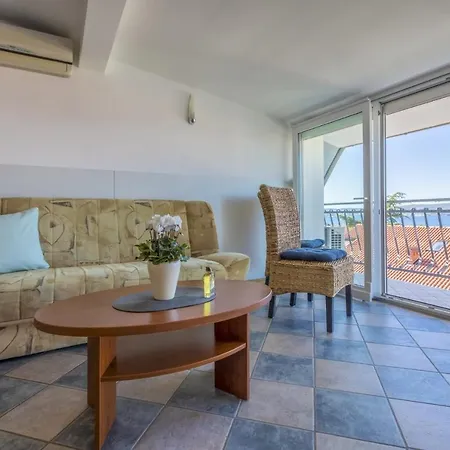Blue Pearl Apartments Crikvenica Exterior photo