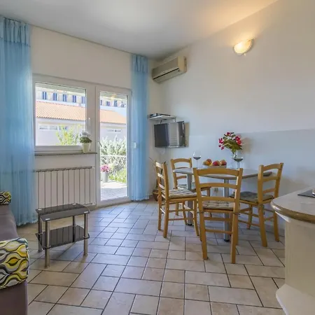 Blue Pearl Apartments Crikvenica Exterior photo