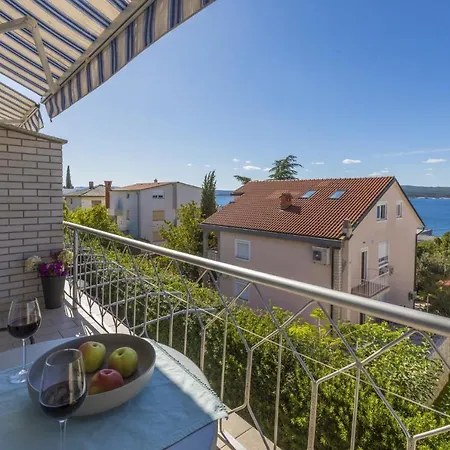 Blue Pearl Apartments Crikvenica Exterior photo