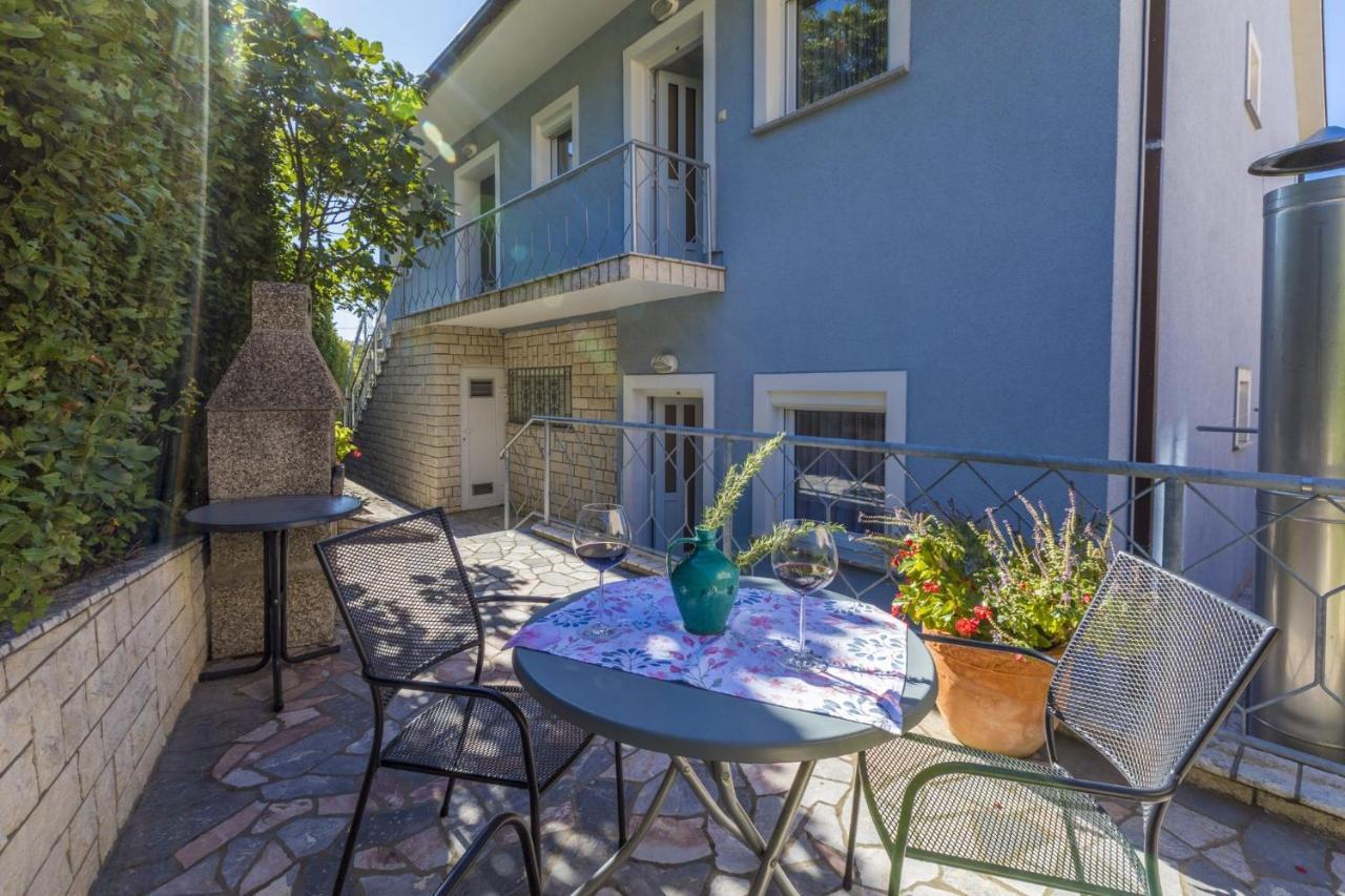 Blue Pearl Apartment